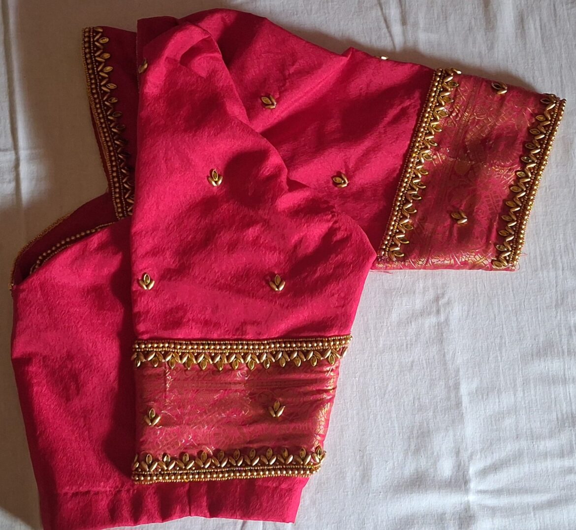 ആരി വർക്ക് – കലയും സൗന്ദര്യവും